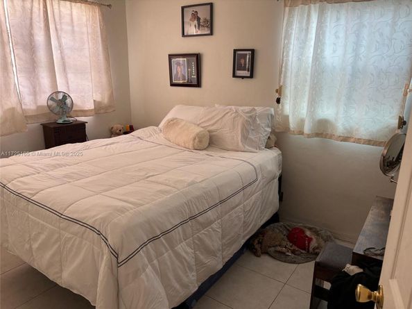 8471 NW 16th St, Pembroke Pines FL 33024