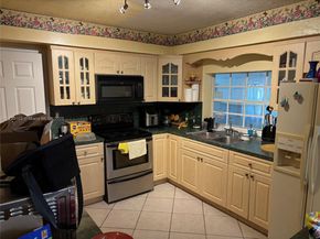 8471 NW 16th St, Pembroke Pines FL 33024