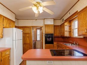 158 Oak Street, Gardner MA 01440