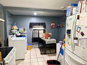 21 Mott St, Worcester MA 01604