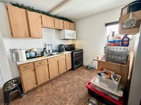 21 Mott St, Worcester MA 01604