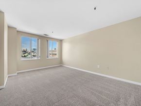 4 Canal Park PH 8, Cambridge MA 02141