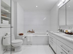 22 Liberty Drive 8H, Boston MA 02210