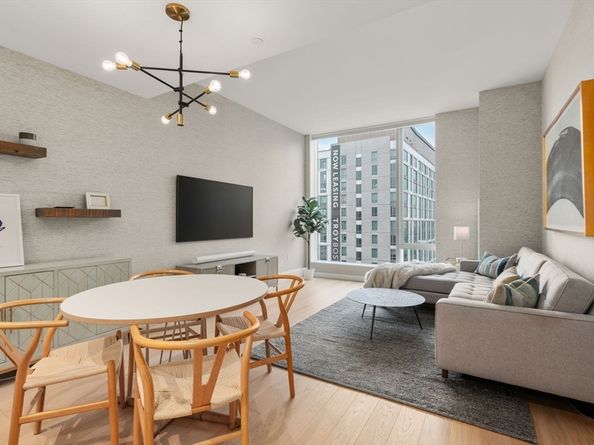 380 Harrison Ave PH2M, Boston MA 02118