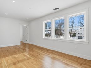 15 Mayflower Rd, Winchester MA 01890