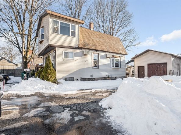 10 Pond St, Lynn MA 01904