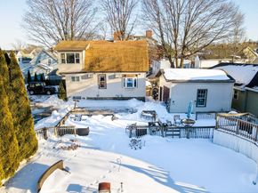 10 Pond St, Lynn MA 01904