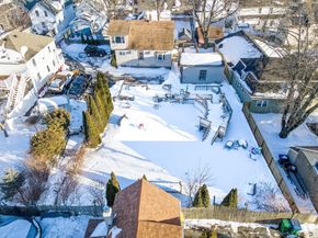 10 Pond St, Lynn MA 01904