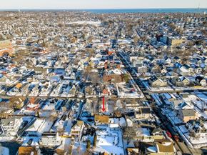 10 Pond St, Lynn MA 01904