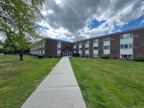 7 Weld St 29, Framingham MA 01702