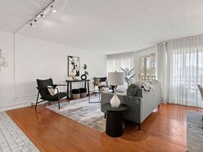 53 Melrose St 4D, Melrose MA 02176