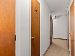 53 Melrose St 4D, Melrose MA 02176