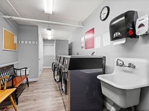 53 Melrose St 4D, Melrose MA 02176