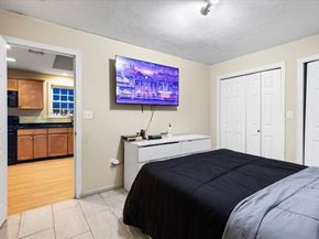 147 South Ave, Whitman MA 02382