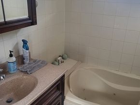 438 School St, Stoughton MA 02072