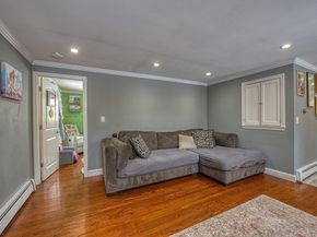 829 Auburn St, Bridgewater MA 02324