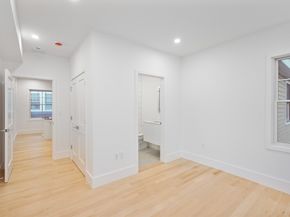 65 Francis A, Brookline MA 02446