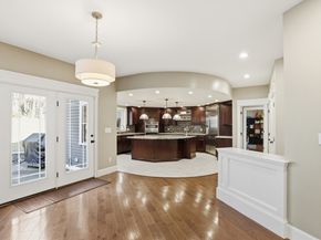 71 Regency Place, North Andover MA 01845