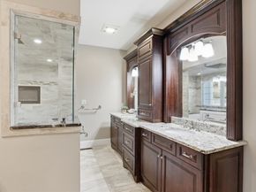 71 Regency Place, North Andover MA 01845