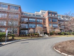 156 Porter St 353, Boston MA 02128