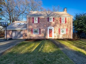 17 Woodhaven Rd, Newton MA 02468