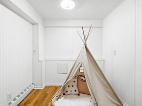 17 Woodhaven Rd, Newton MA 02468