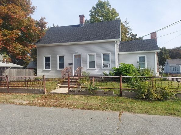 28 Grove Ave, Brockton MA 02302