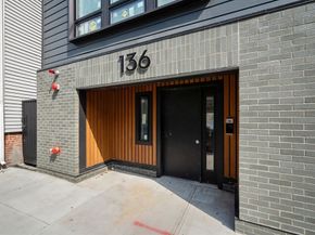 136 W Eighth St 3, Boston MA 02127