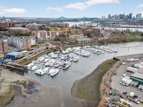 200 Captains Row 408, Chelsea MA 02150