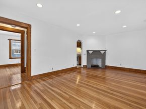 27 S Crescent Circuit, Boston MA 02135