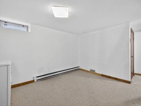27 S Crescent Circuit, Boston MA 02135