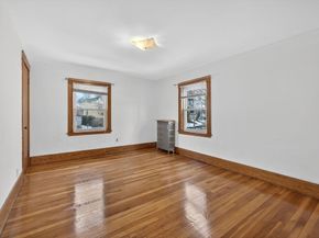 27 S Crescent Circuit, Boston MA 02135