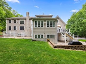 12 Breton Road, Upton MA 01568