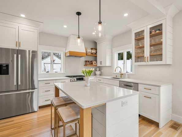46 Church St, Cohasset MA 02025