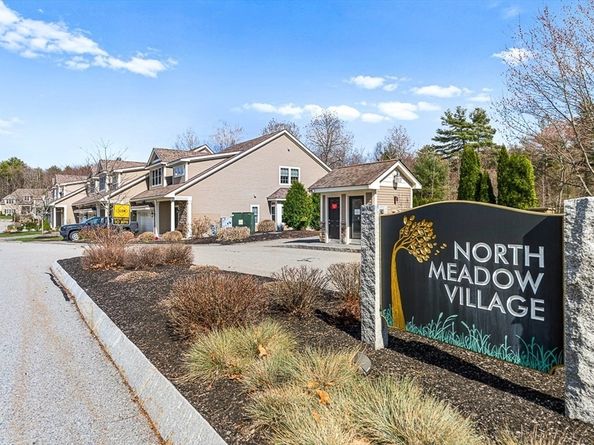 10 White Cedar Drive 10, Middleton MA 01949