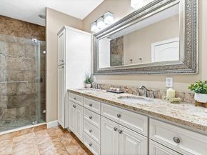 10 White Cedar Drive 10, Middleton MA 01949