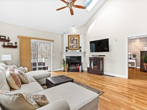 10 White Cedar Drive 10, Middleton MA 01949