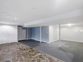 11 Alison Way, Andover MA 01810