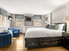 140 Dudley St, Brookline MA 02445