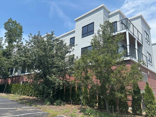 1391 Main Street 301, Walpole MA 02081