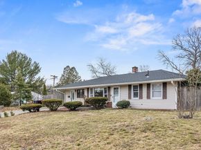 12 Dodge Rd, Brockton MA 02302