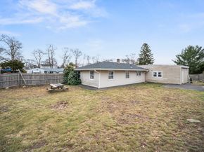 12 Dodge Rd, Brockton MA 02302
