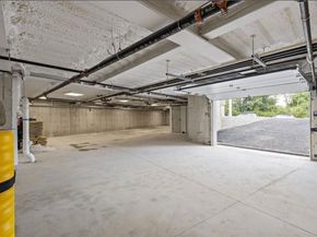 18-20 Crestway Rd 5, Boston MA 02128