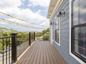 18-20 Crestway Rd 5, Boston MA 02128