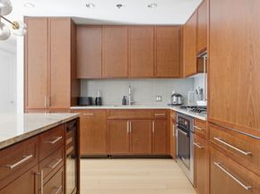 580 Washington St 901, Boston MA 02111