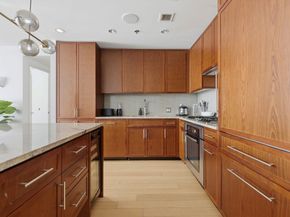 580 Washington St 901, Boston MA 02111