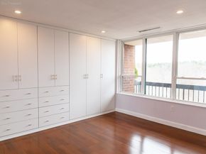 210 Nahanton St 520, Newton MA 02459