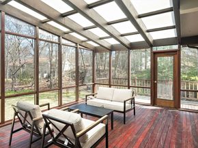 367 Newton St, Brookline MA 02467