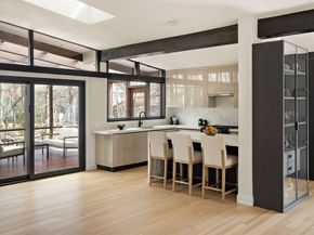 367 Newton St, Brookline MA 02467