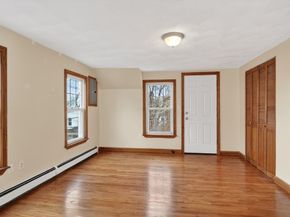 17 Mason St, Hudson MA 01749